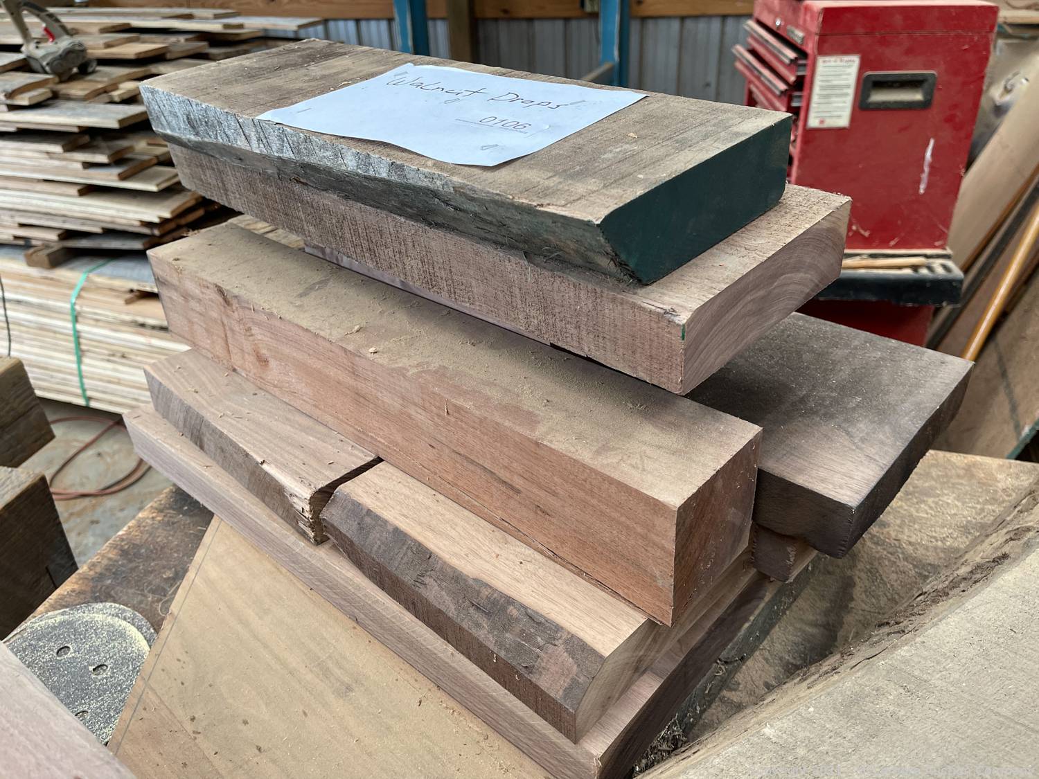 McLemore Auction Company Auction Woodworking Machinery, Tools