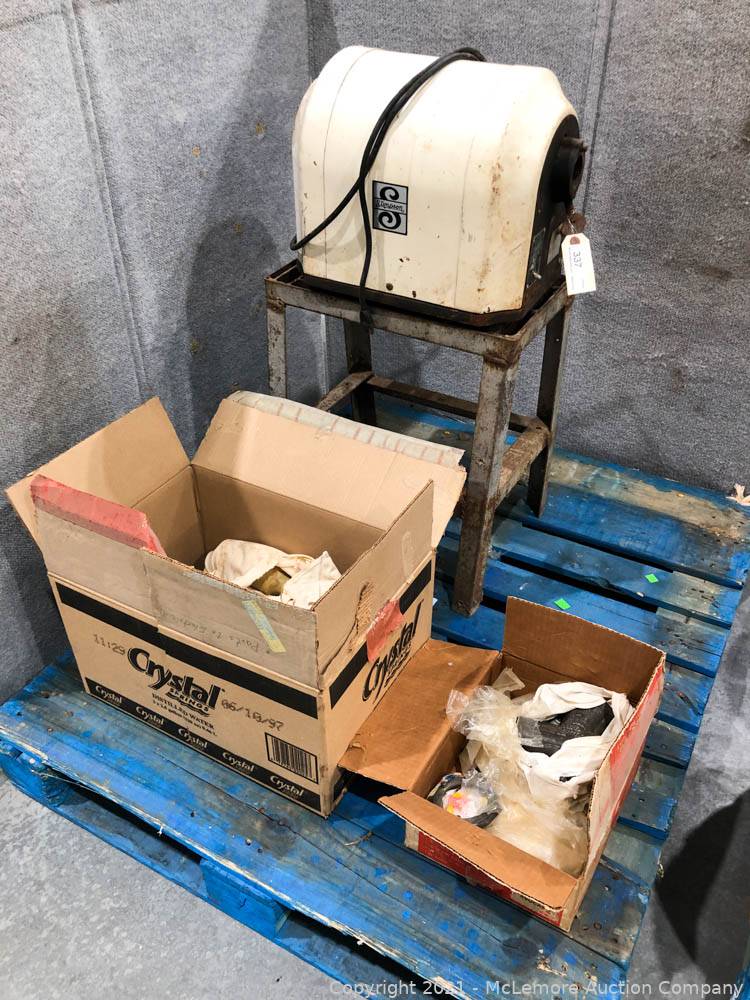 McLemore Auction Company Auction Semi Trailers, Farm Equipment