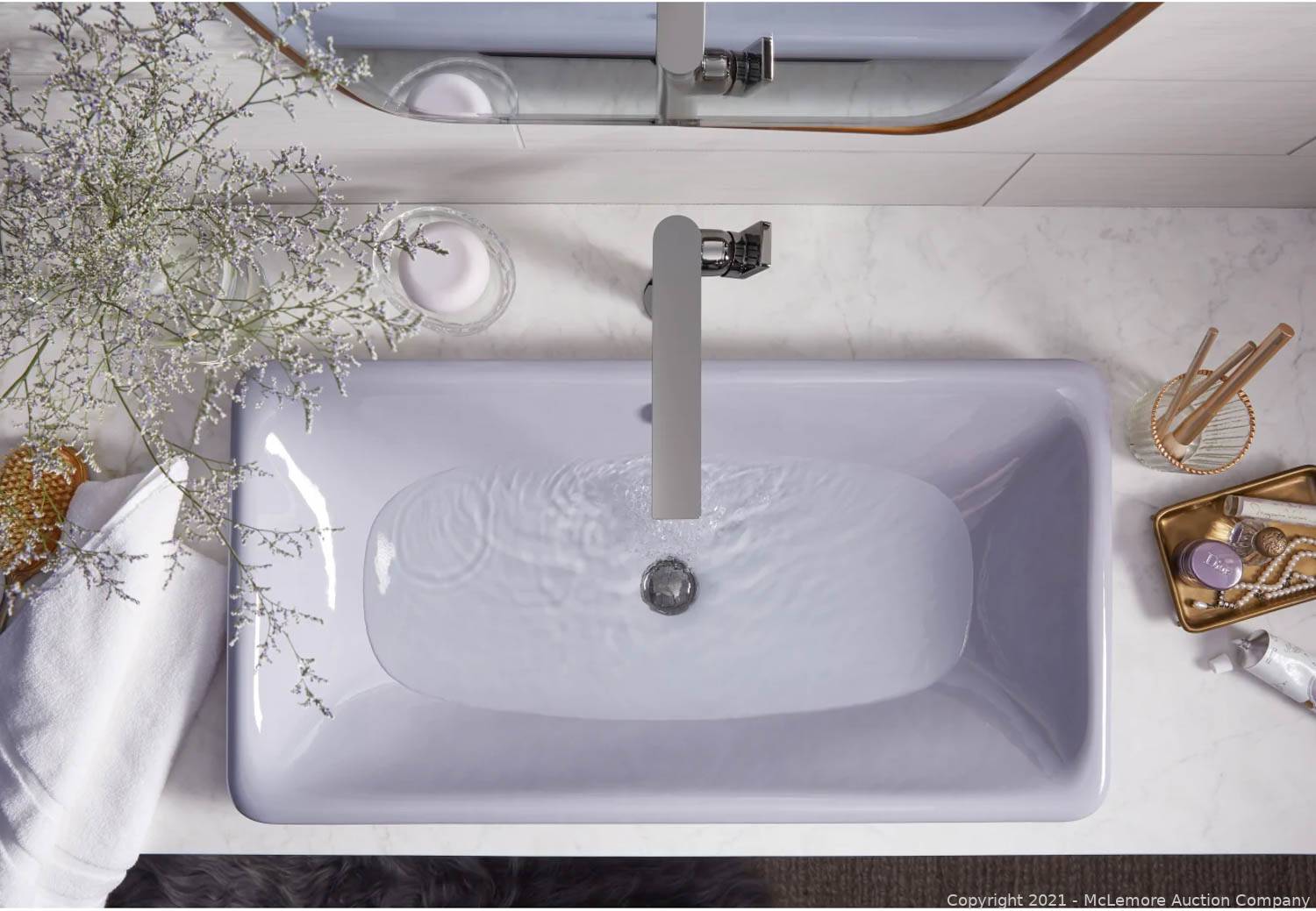 McLemore Auction Company Auction High End Appliances and Fixtures