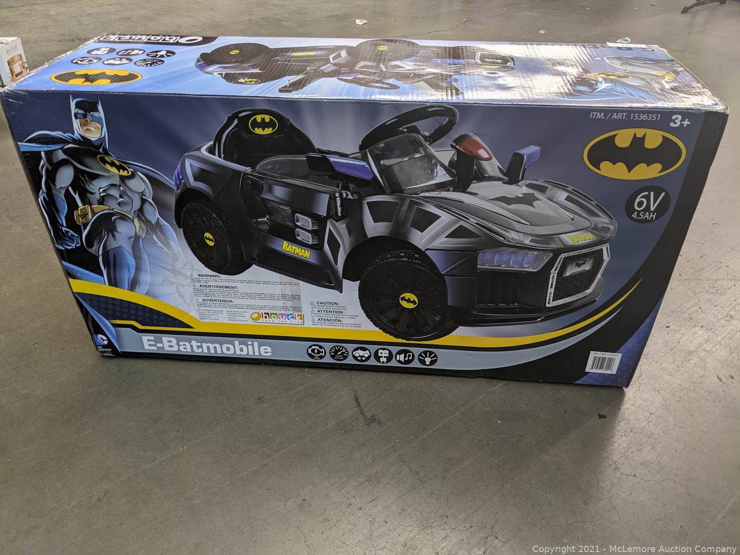 McLemore Auction Company - Auction: Toys and Last Minute Gifts for the  Holidays from the Large Warehouse Wholesale Club You Know and Love! ITEM:  Batman E-Cruiser Ride-On Car - Accelerates up to