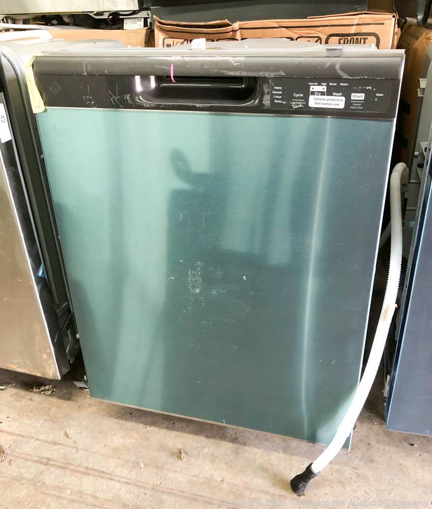 McLemore Auction Company Auction Refrigerator/Freezer, Ovens, Ranges