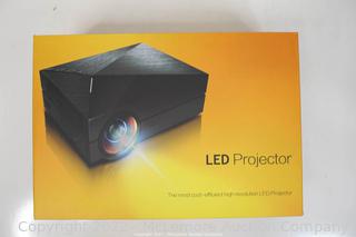LED MultiScreen Projector 1080p HDMI(NEW IN BOX)