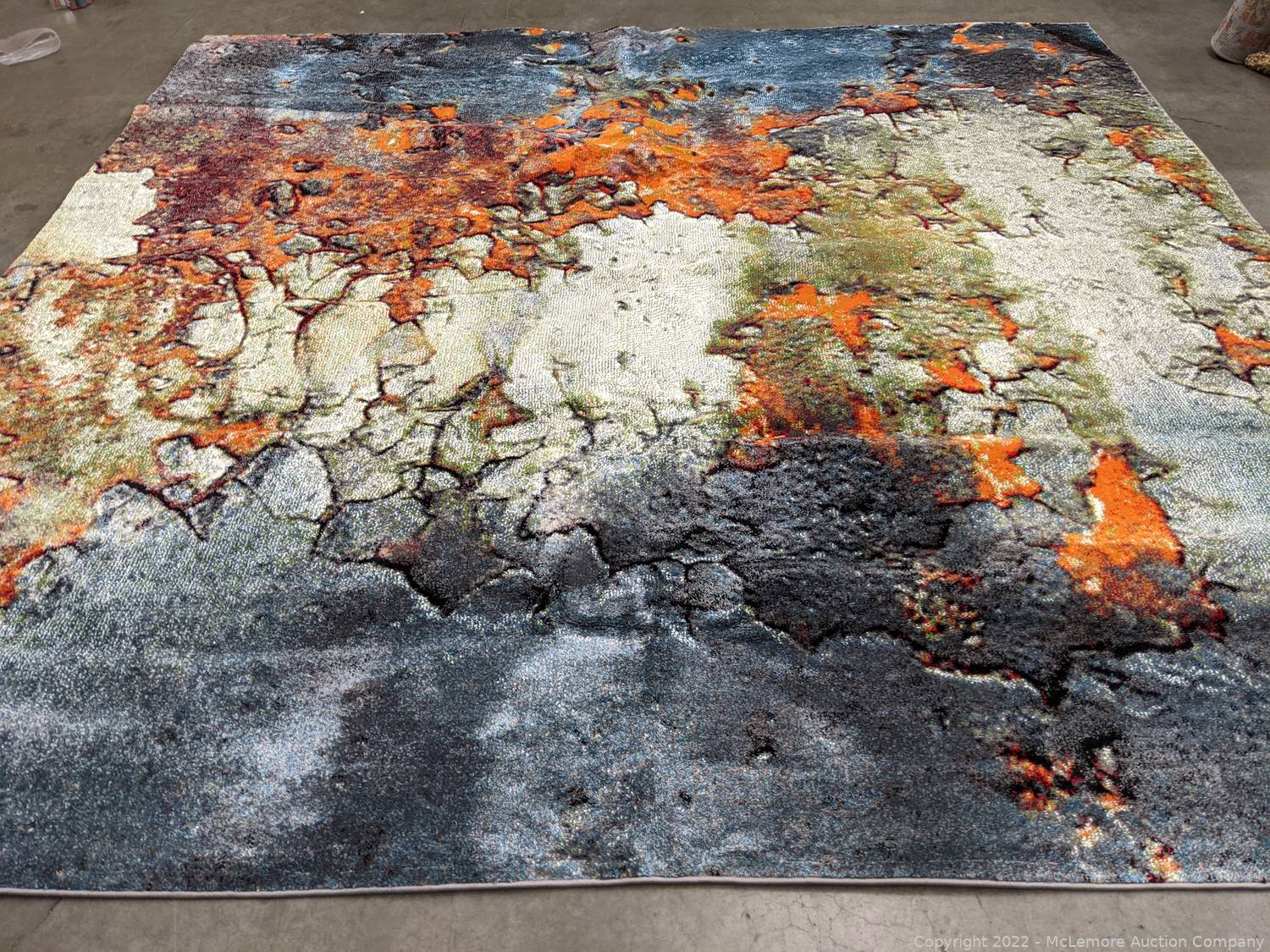 McLemore Auction Company Auction Apple Airpods, Beats Headphones and