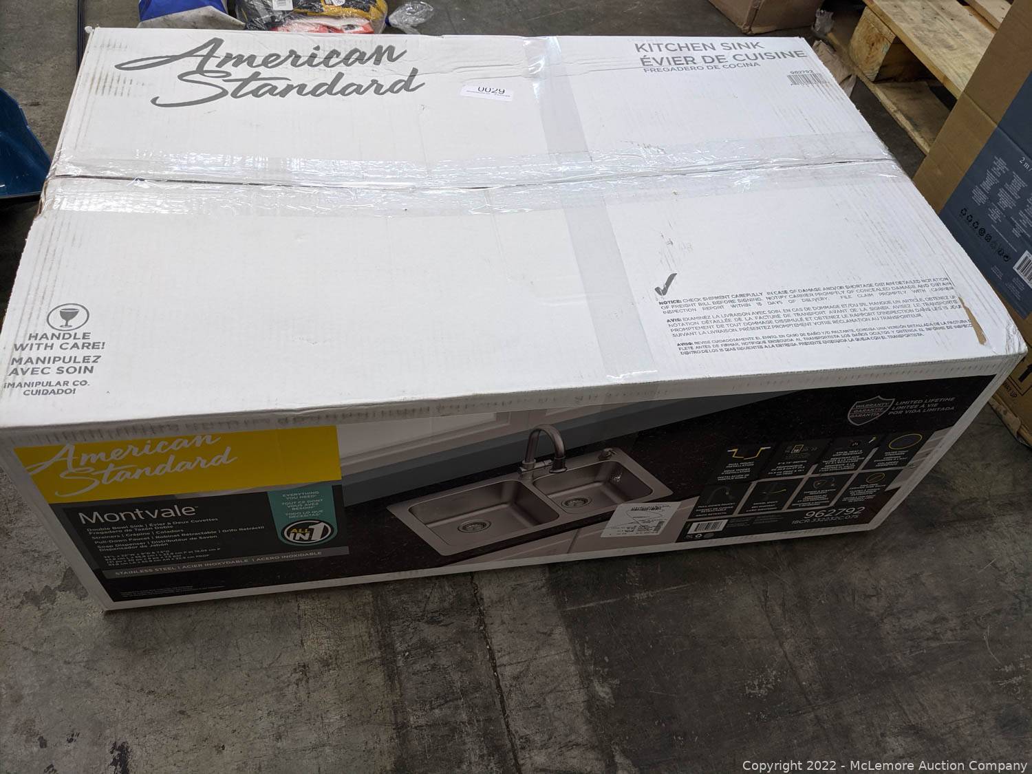 McLemore Auction Company Auction High End Outdoor Patio Set