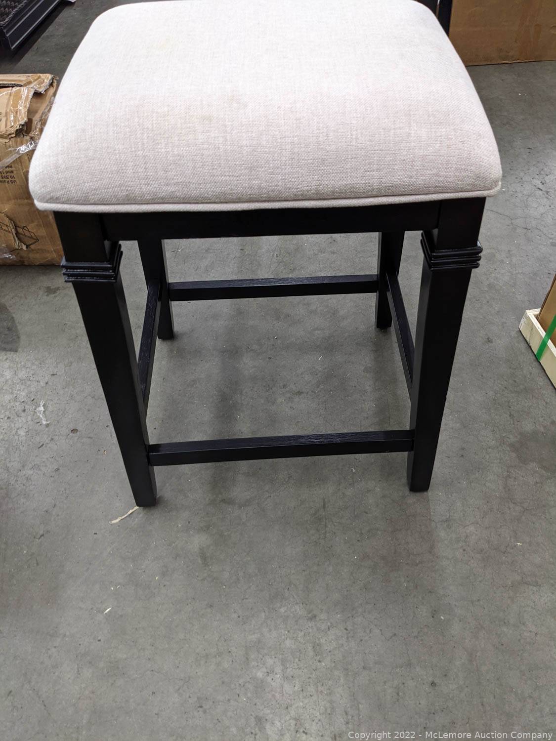 McLemore Auction Company Auction KitchenAid Double Wall Oven