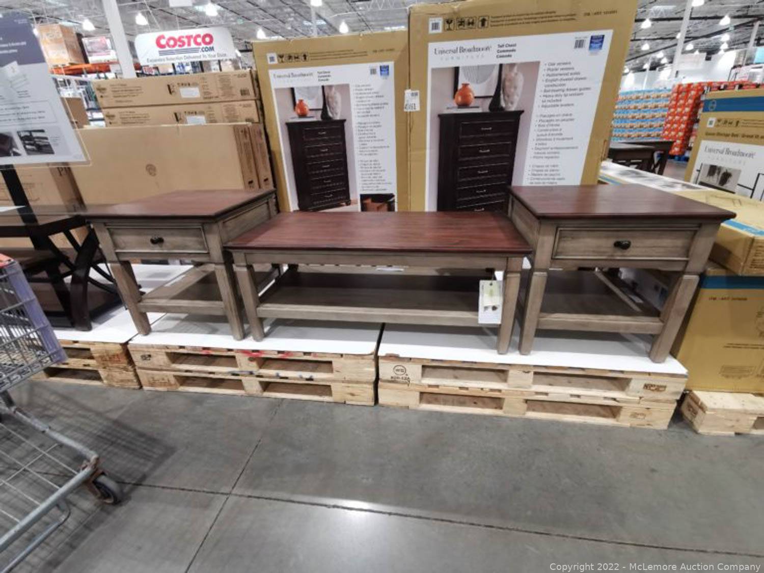 McLemore Auction Company Auction Power Reclining Fabric Sectionals