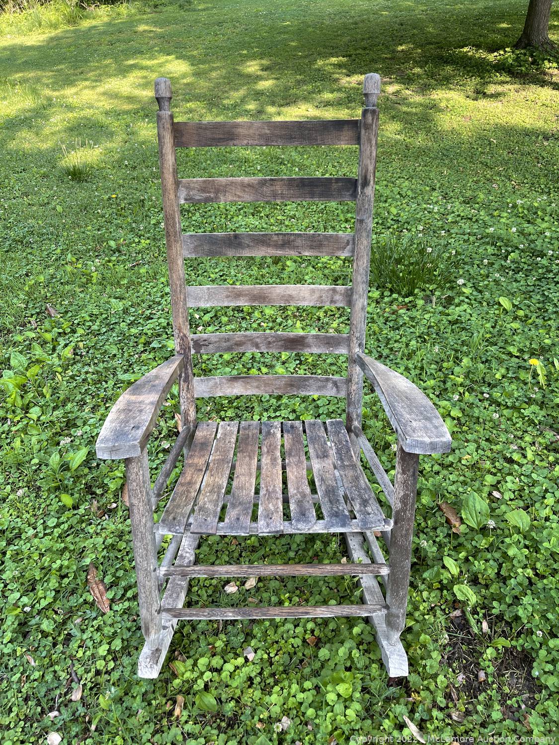 McLemore Auction Company Auction Furniture, Household Items