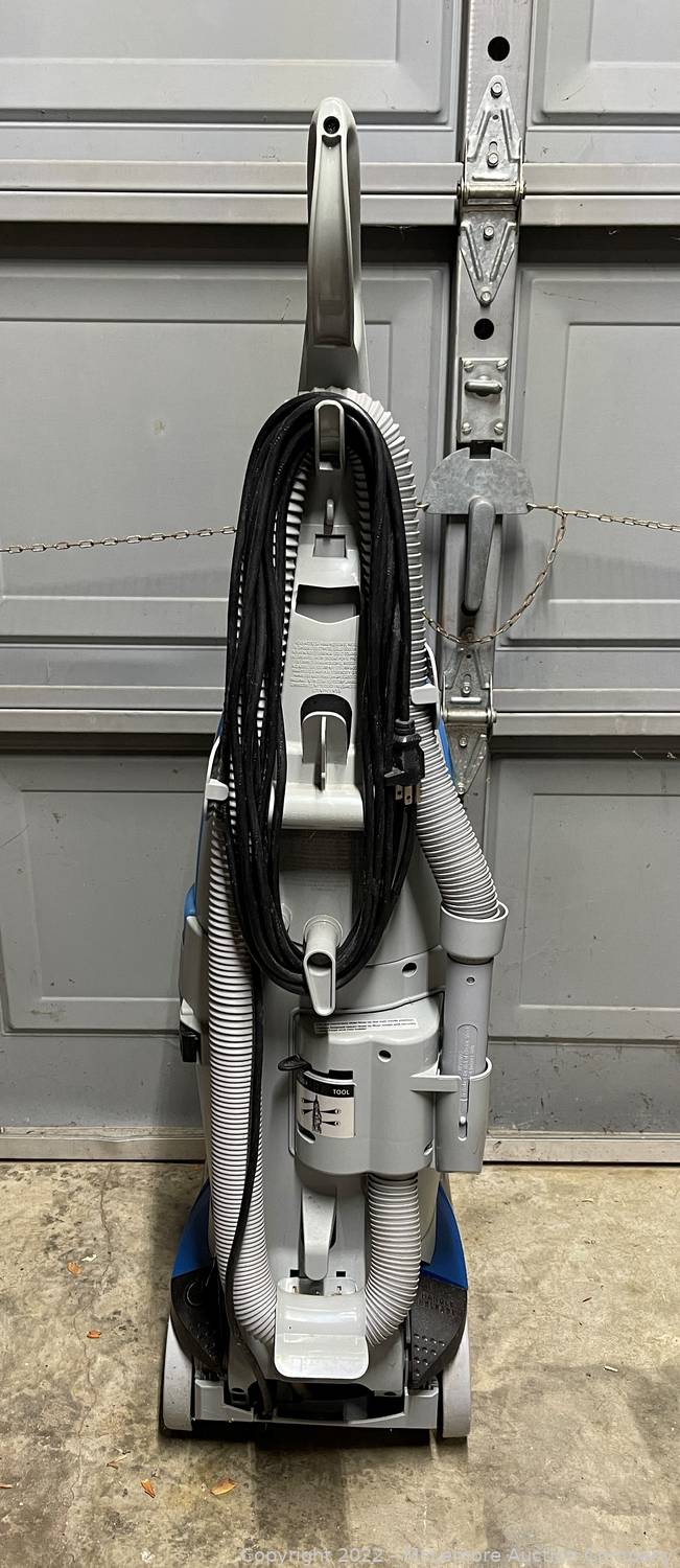 McLemore Auction Company Auction Furniture, Household Items