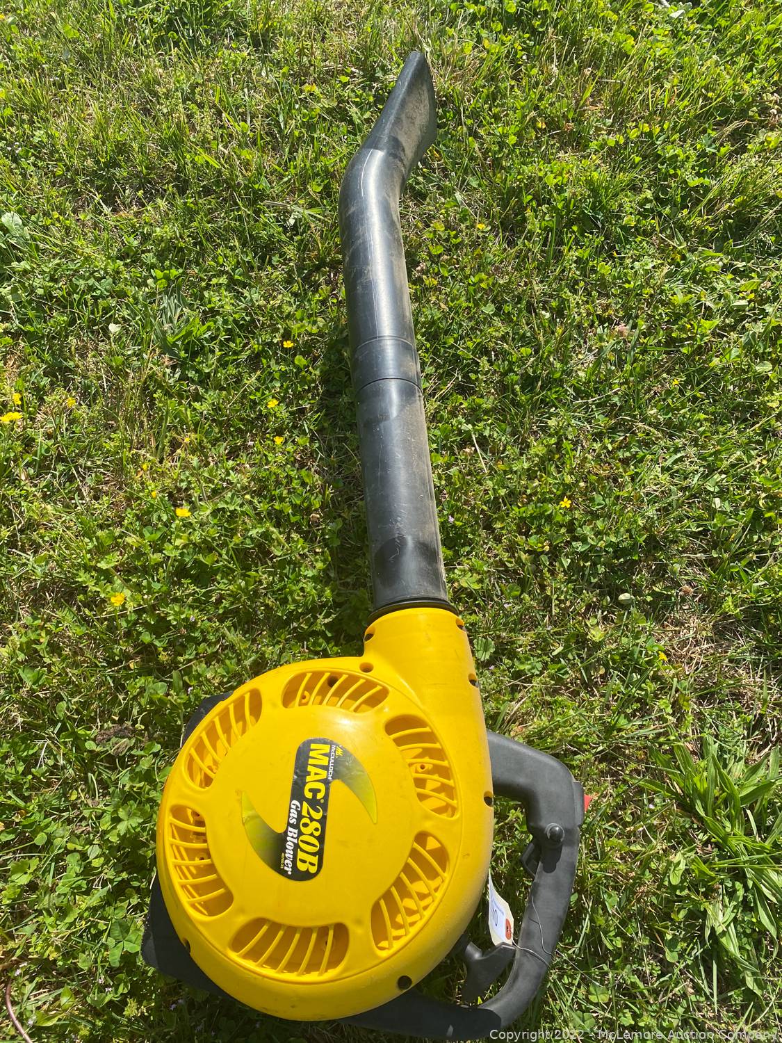 McLemore Auction Company Auction John Deere Riding Mower, Lawn and Garden Equipment, Mobility