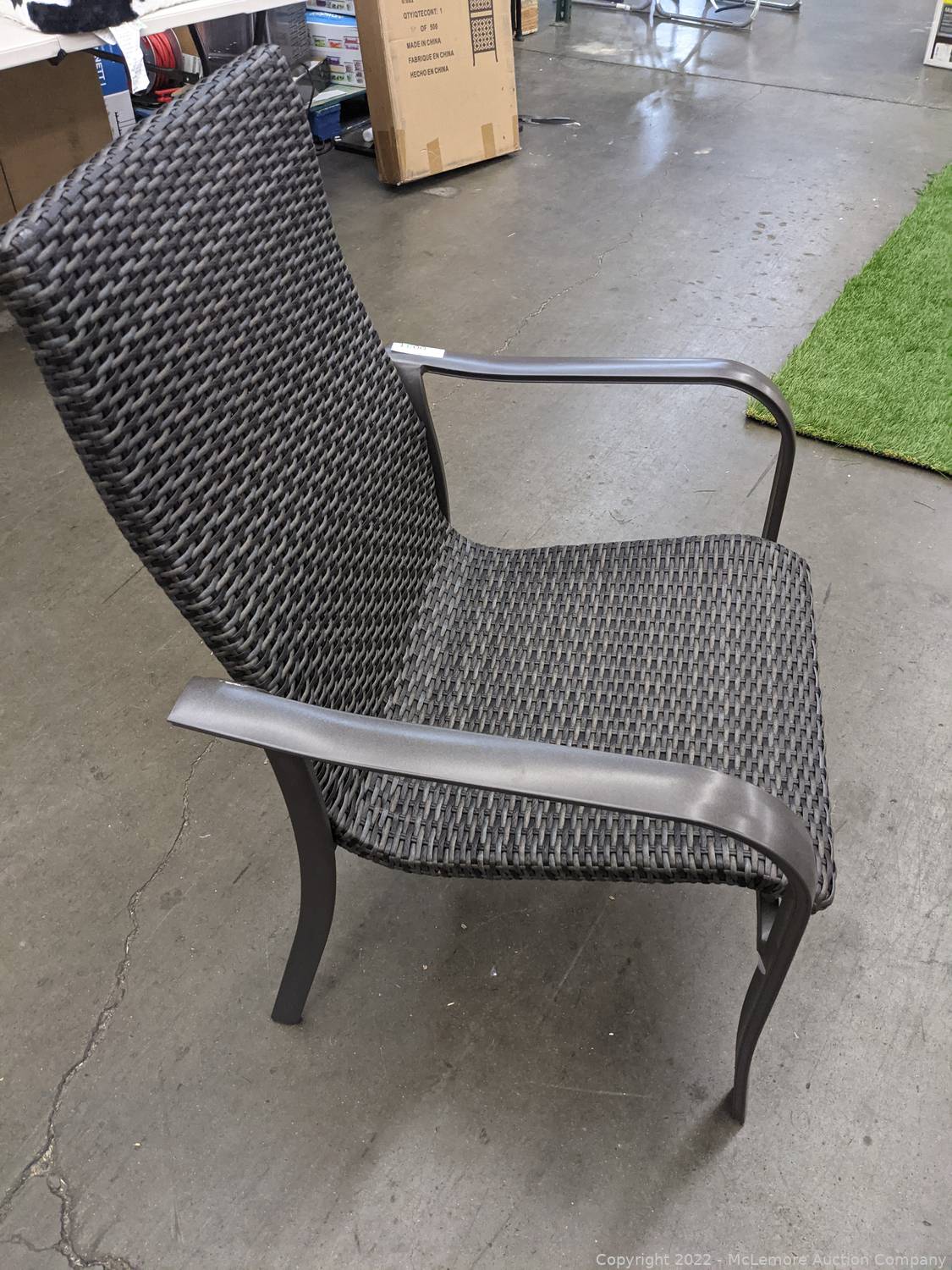 McLemore Auction Company Auction Patio Furniture Sets, Garden Beds