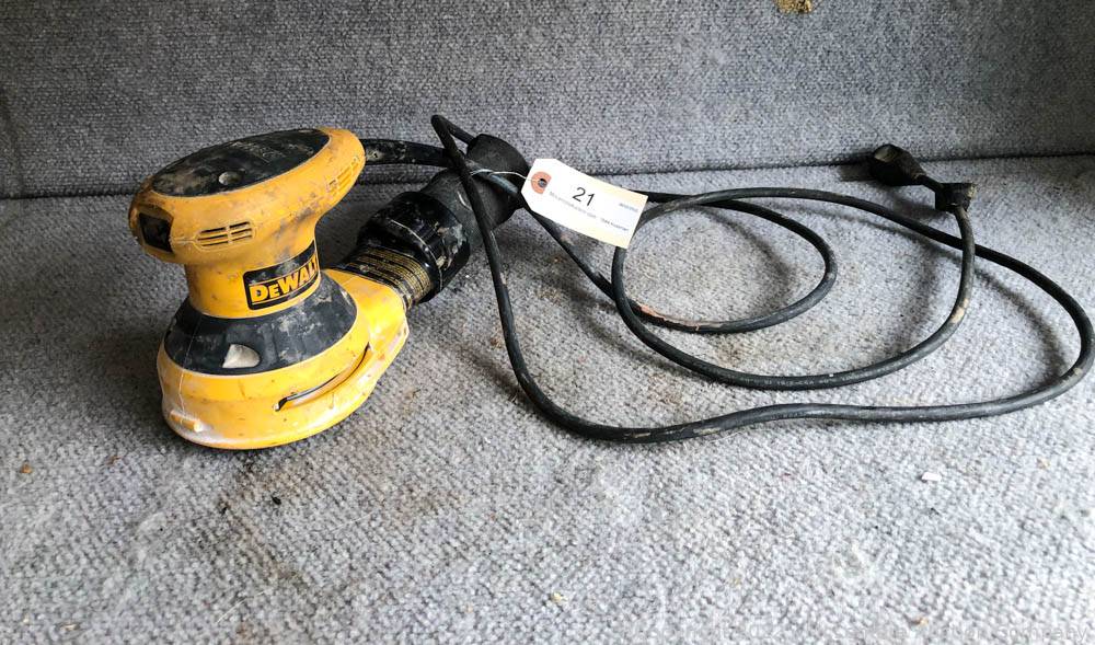 McLemore Auction Company Auction Air Compressors, Generator, Welder