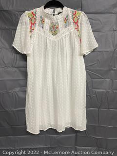 Cocco Colette White Dress with Lace & Floral design, size S