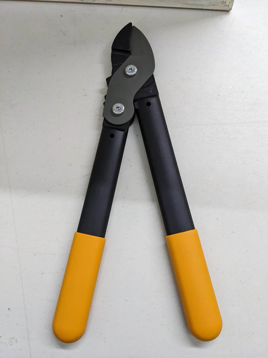 sharper image 27 bypass lopper
