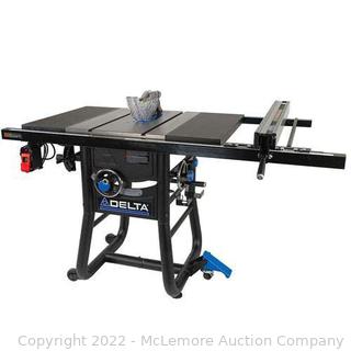 DELTA  Contractor saws 10-in Carbide-tipped Blade 15-Amp Corded Table Saw Msrp $679 Assembled and tested. 