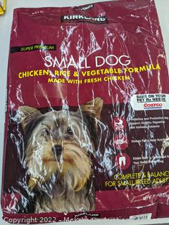 Kirkland Signature Small Formula Chicken & Vegetable Dog Food 20 lb. (New)
