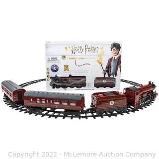 Lionel Hogwarts Express Ready to Play Train Set with Remote (New)
