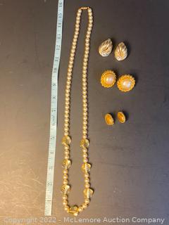 16" Fashion Jewelry Pearl w/gold leaves Necklace & 3 Pairs of Clip On Earrings.