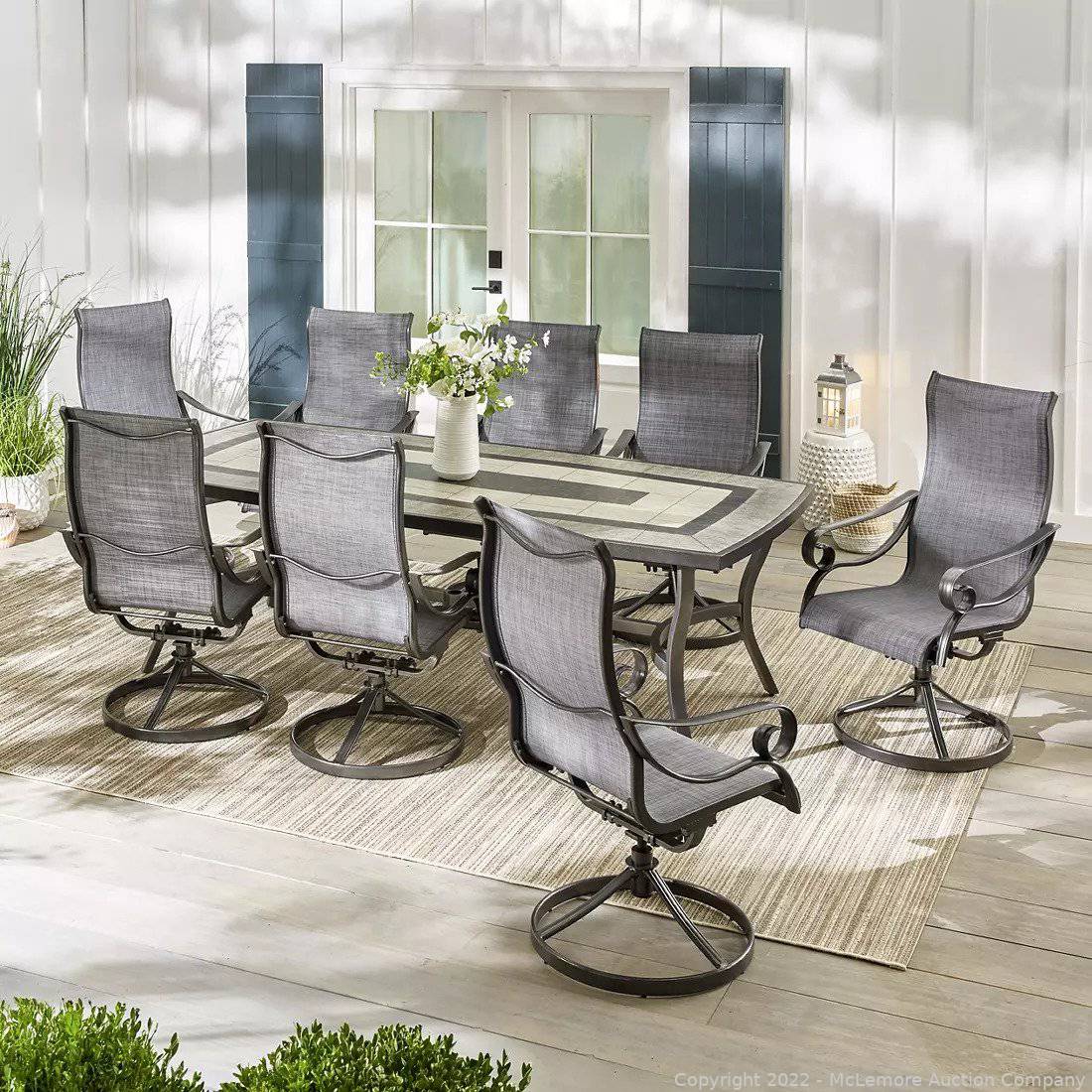 McLemore Auction Company Auction New Sealed Samsung Appliances