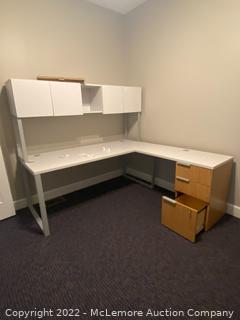 L Shaped Office Desk w/3 Drawers & Key - including top Shelf attachment