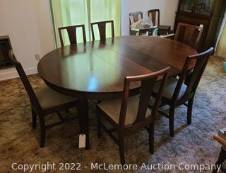 Mahogany Dining Table with 6 Matching Dining Chairs