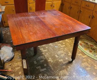 Solid Wood Dining Table with 2 Leaves