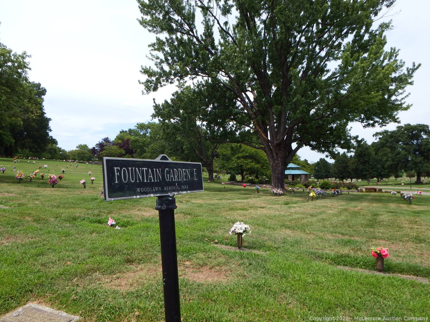 McLemore Auction Company Auction Six Burial Plots in Woodlawn