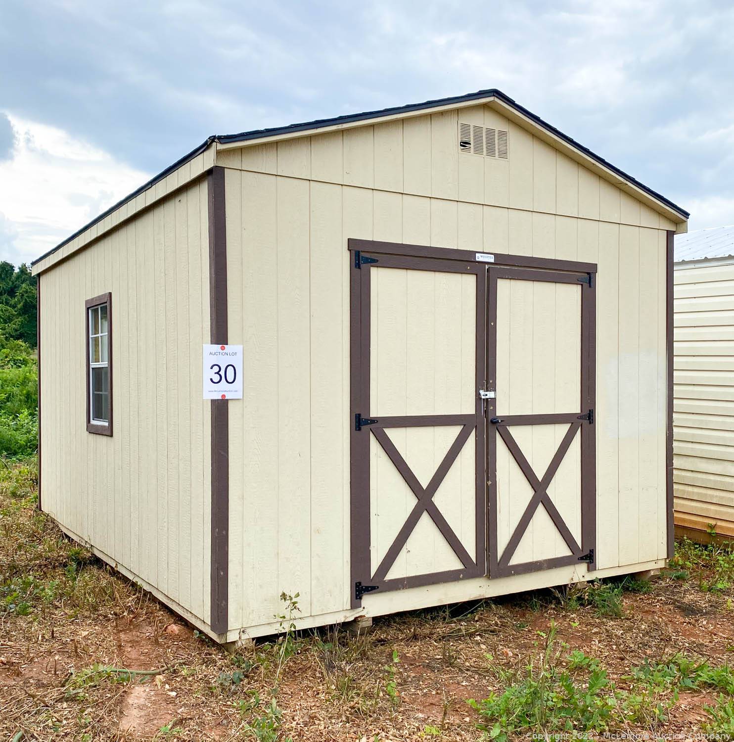 mclemore-auction-company-auction-55-portable-storage-sheds-near