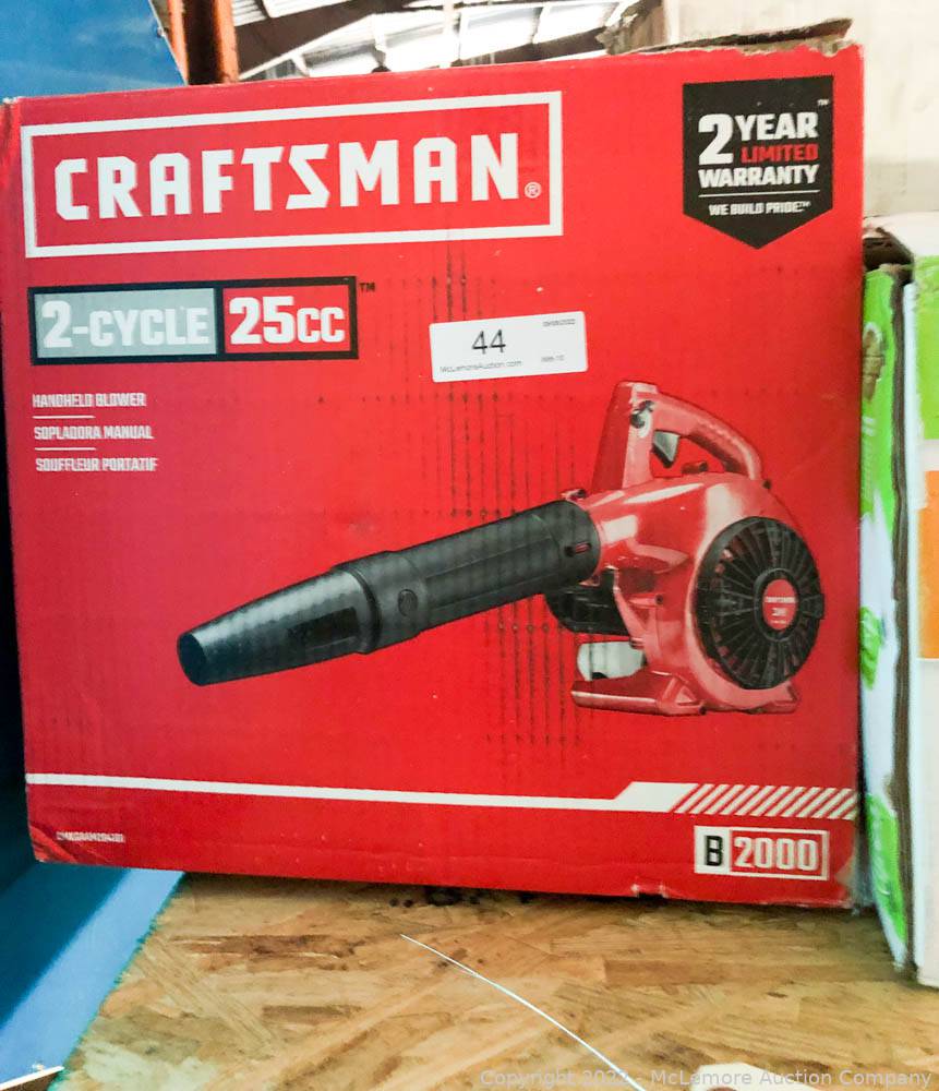 McLemore Auction Company Auction Lawn & Garden Equipment, Grills