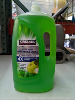 Kirkland Signature Dish Soap, Green apple scent, 90 fl oz (New - Open Box)