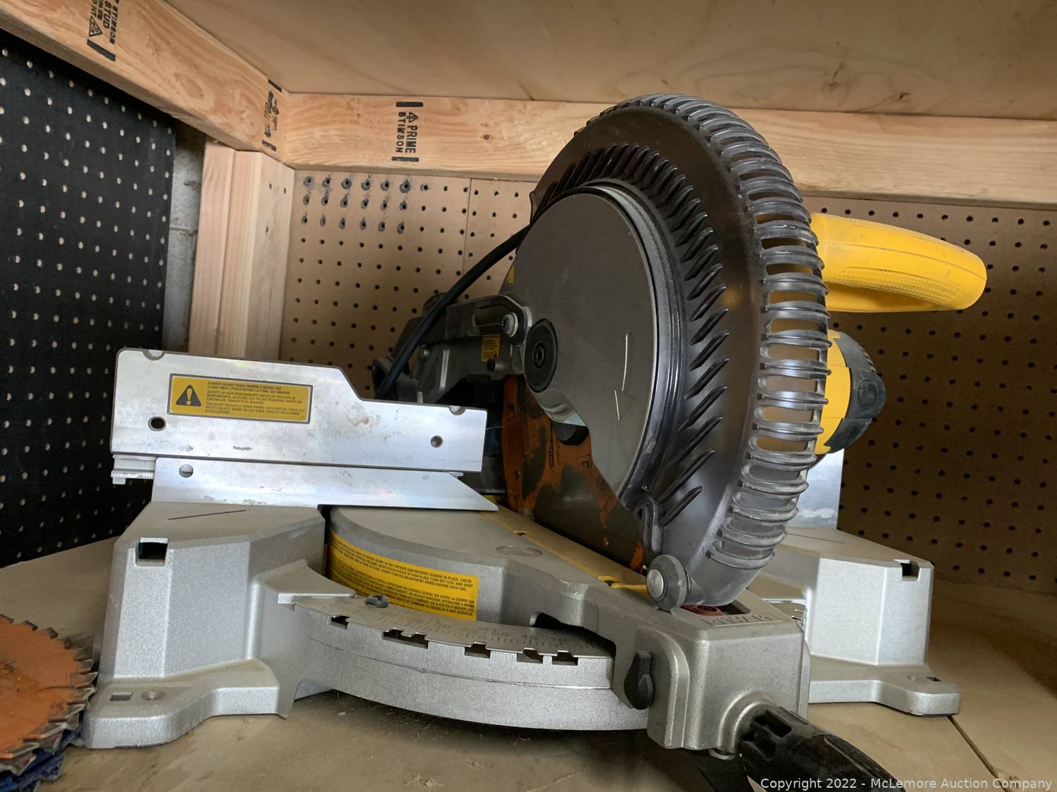 McLemore Auction Company Auction Enclosed Trailer, Building