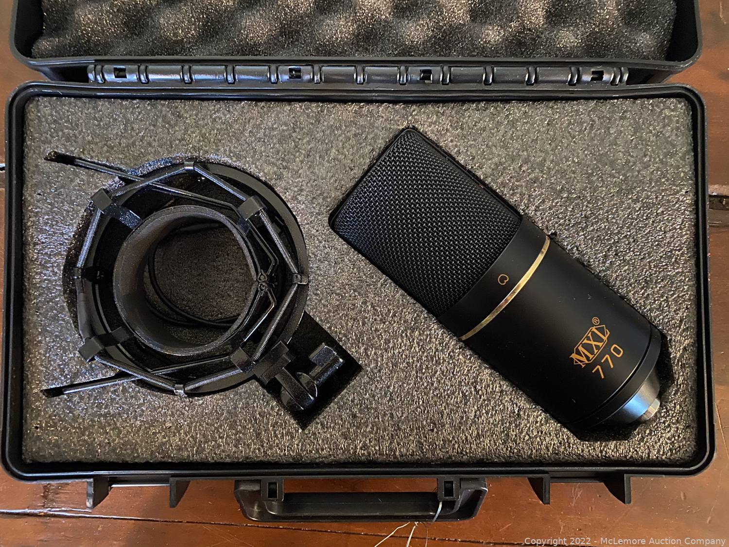 McLemore Auction Company Auction Music Memorabilia, Fender Guitar