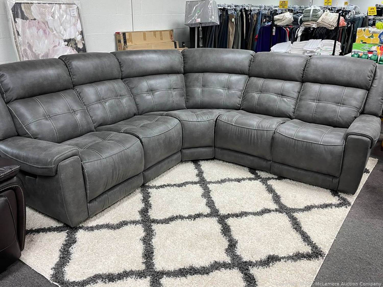 McLemore Auction Company Auction New Redding 6Piece Power Reclining