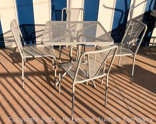 Metal Wire Patio/Outdoor Dining Table with (4) Matching Metal Wire Dining Chairs