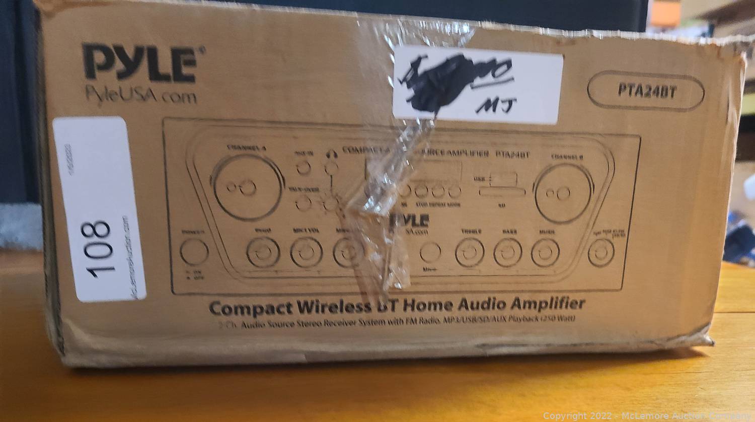 McLemore Auction Company Auction Guitars, Musical Instruments