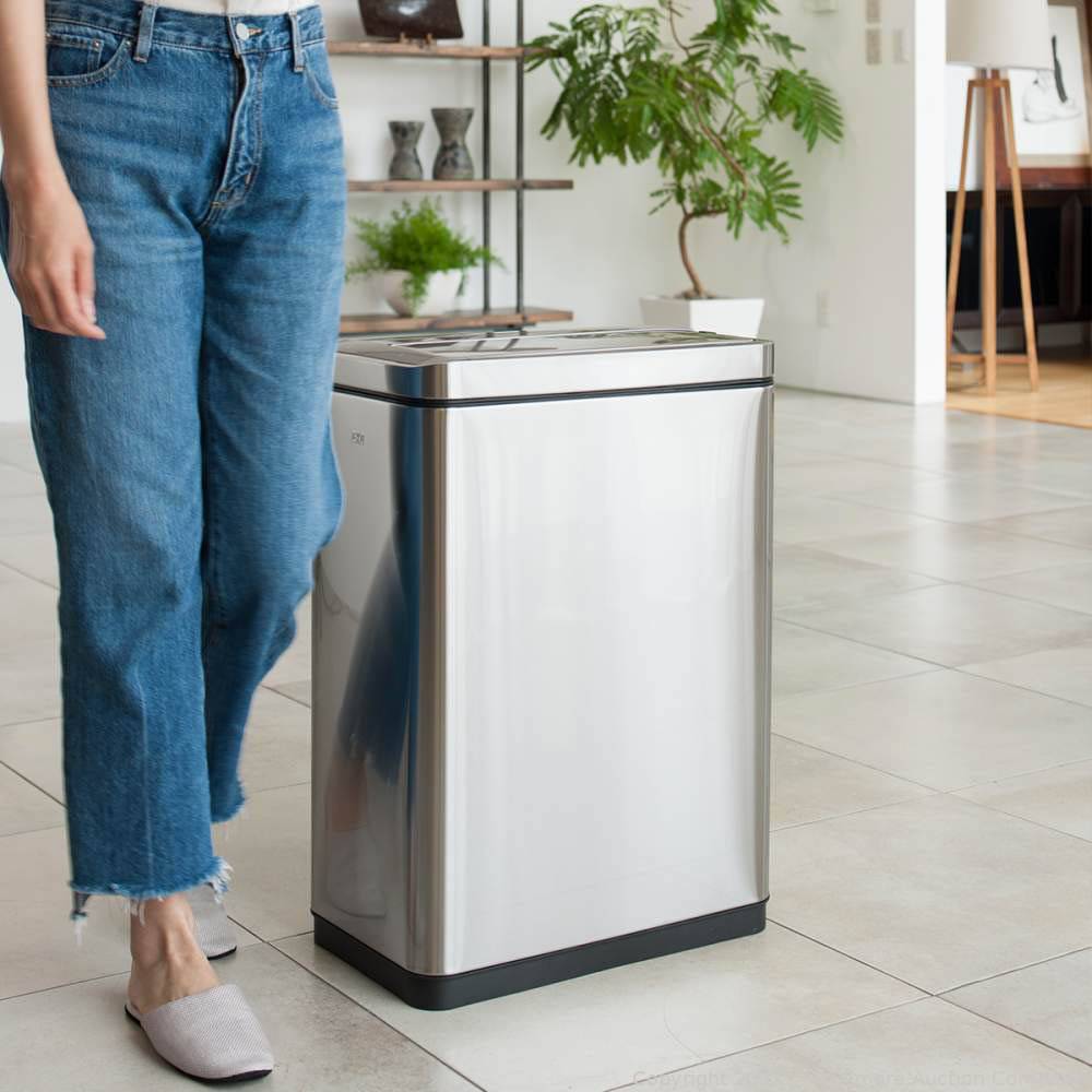 McLemore Auction Company Auction Over the Range Microwaves, Kohler