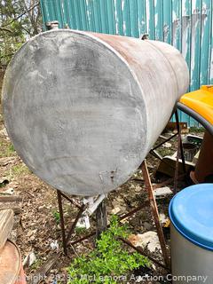 Metal Gravity Tank on Stand 91" Long x 42" Diameter