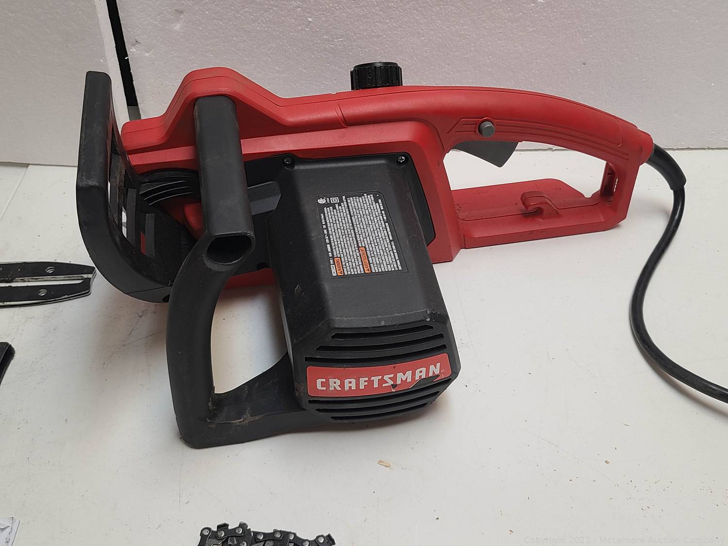 McLemore Auction Company Auction Power Tools, Electric Lawnmowers