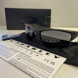 Brand New - Oakley Half Jacket 2.0 XL Sunglasses OO9154-12 Matte Black | Grey Lens - $122 - SEE LINK (New)