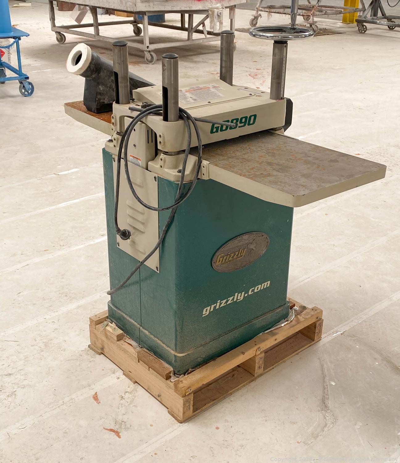 McLemore Auction Company Auction Complete Liquidation of Ebbtide