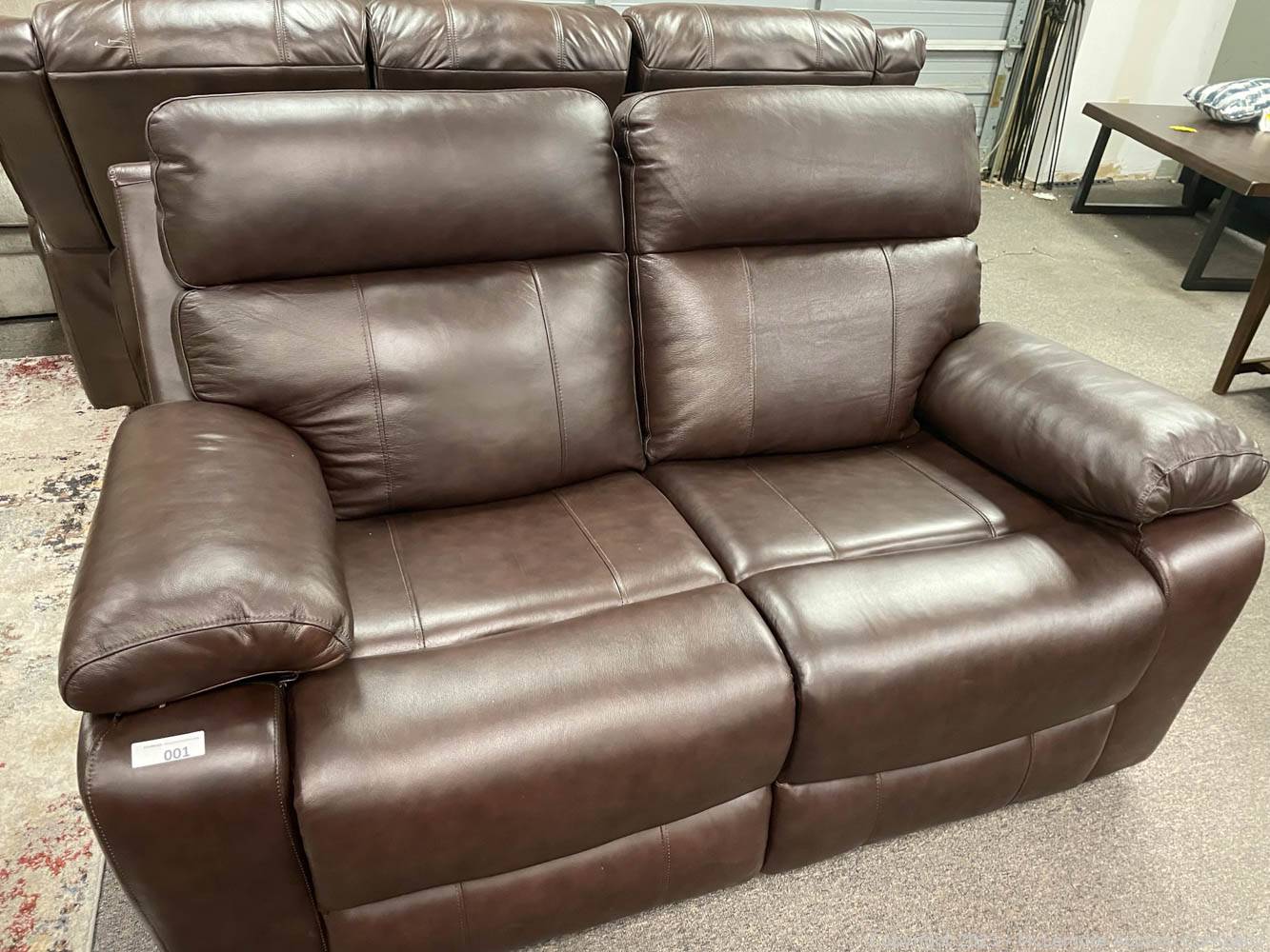 McLemore Auction Company Auction Brand New Items from the Wholesale