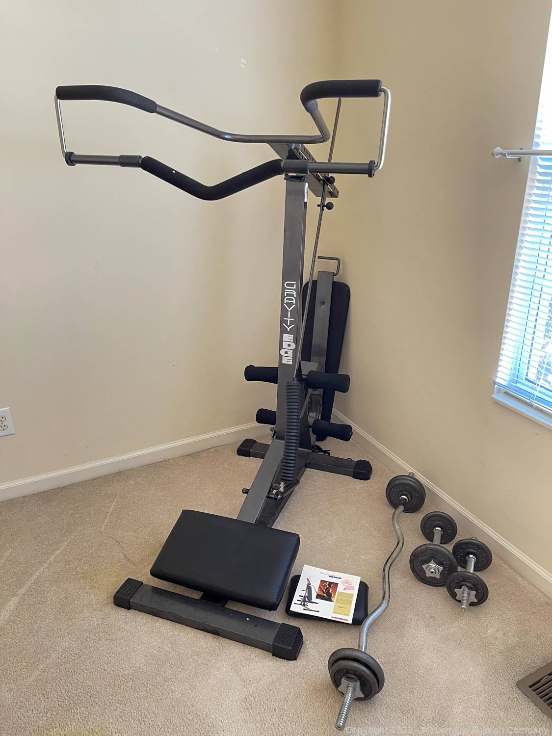 McLemore Auction Company Auction 2017 Infinity QX70s, Furniture