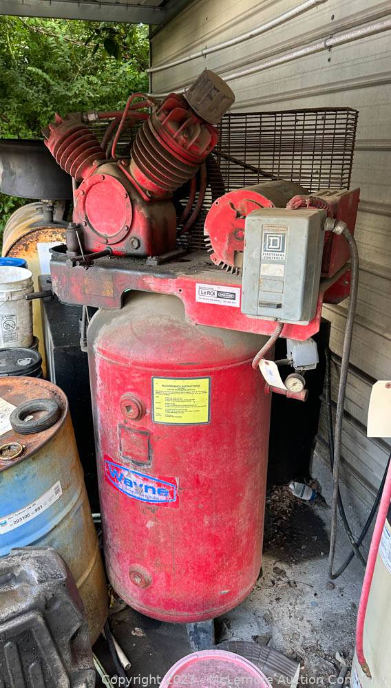 McLemore Auction Company Auction Trucks, Vehicles, Gooseneck Dump