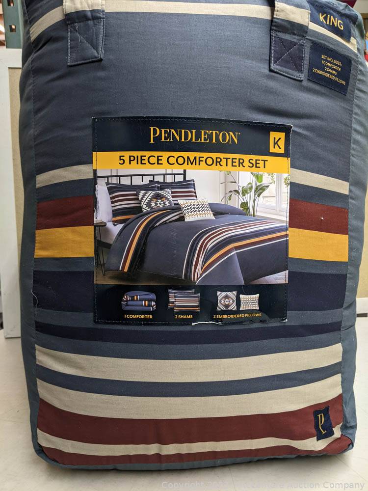 McLemore Auction Company Auction Brand New Bedding, Quilts, Pillows