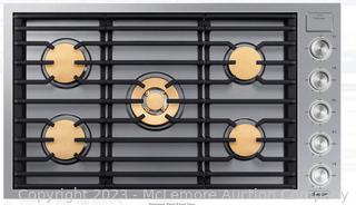Dacor Contemporary  DTG36M955FS
36 Inch Smart Gas Cooktop with 5 Sealed Burners MSRP $2500  APPEARS NEW TINY MARKS IN CORNER OF TRIM