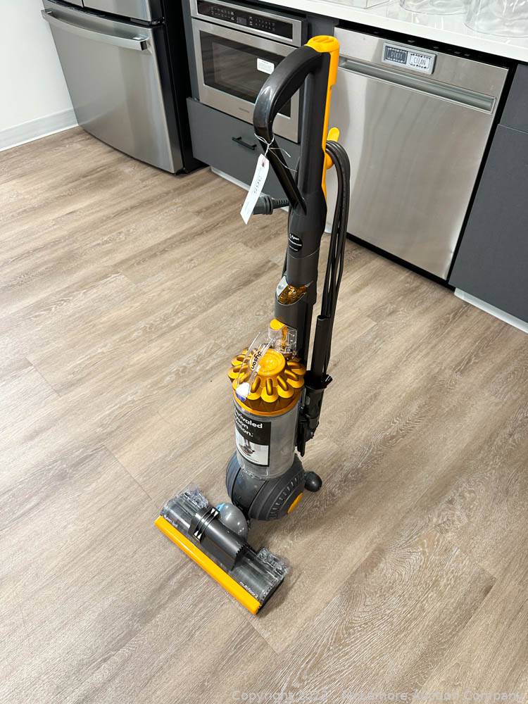 McLemore Auction Company Auction Premium Office Liquidation