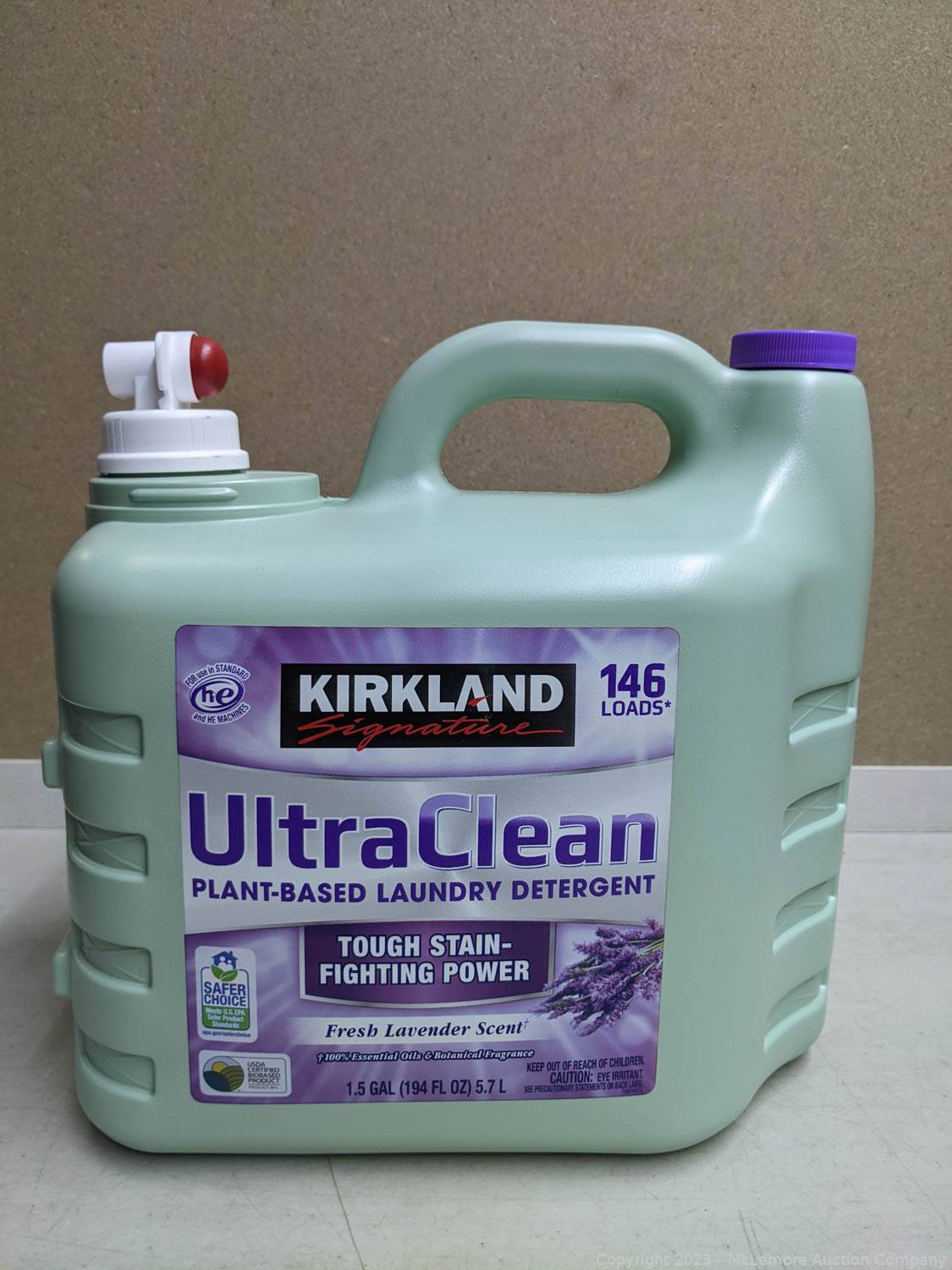 McLemore Auction Company Auction Pantry and Kitchen Items from the