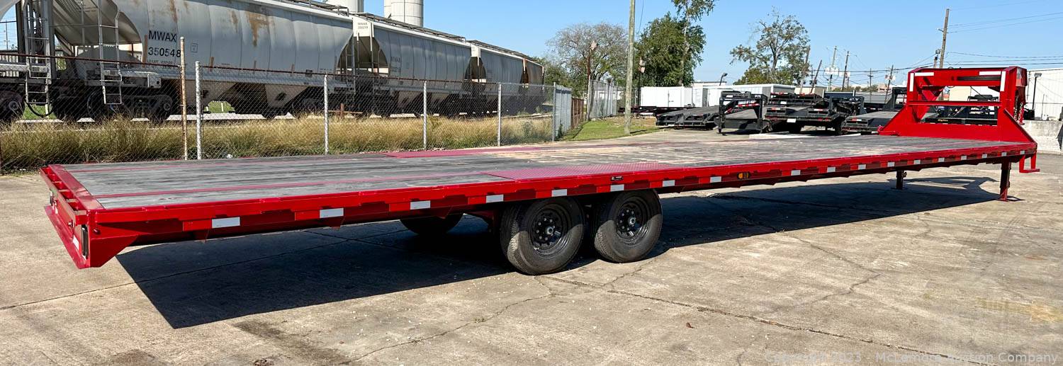 McLemore Auction Company Auction 59 Late Model Utility, Dump