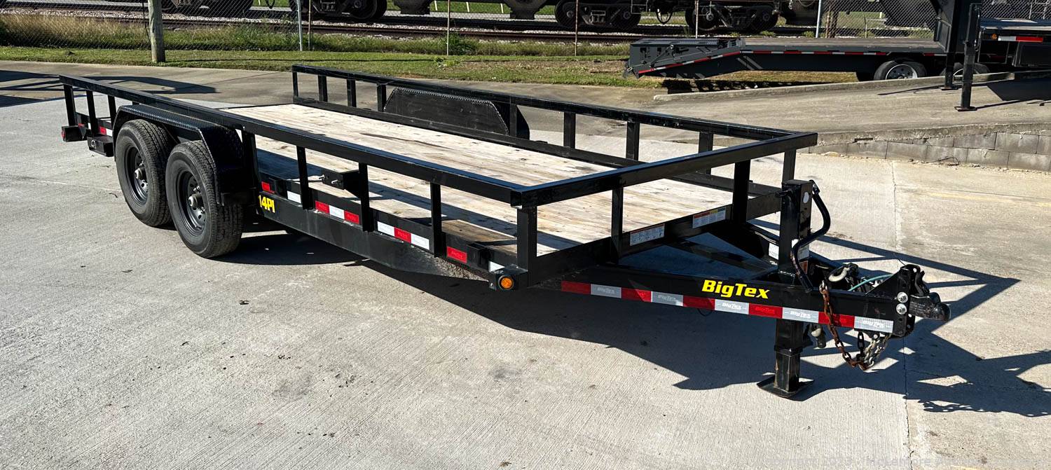 McLemore Auction Company Auction 59 Late Model Utility, Dump