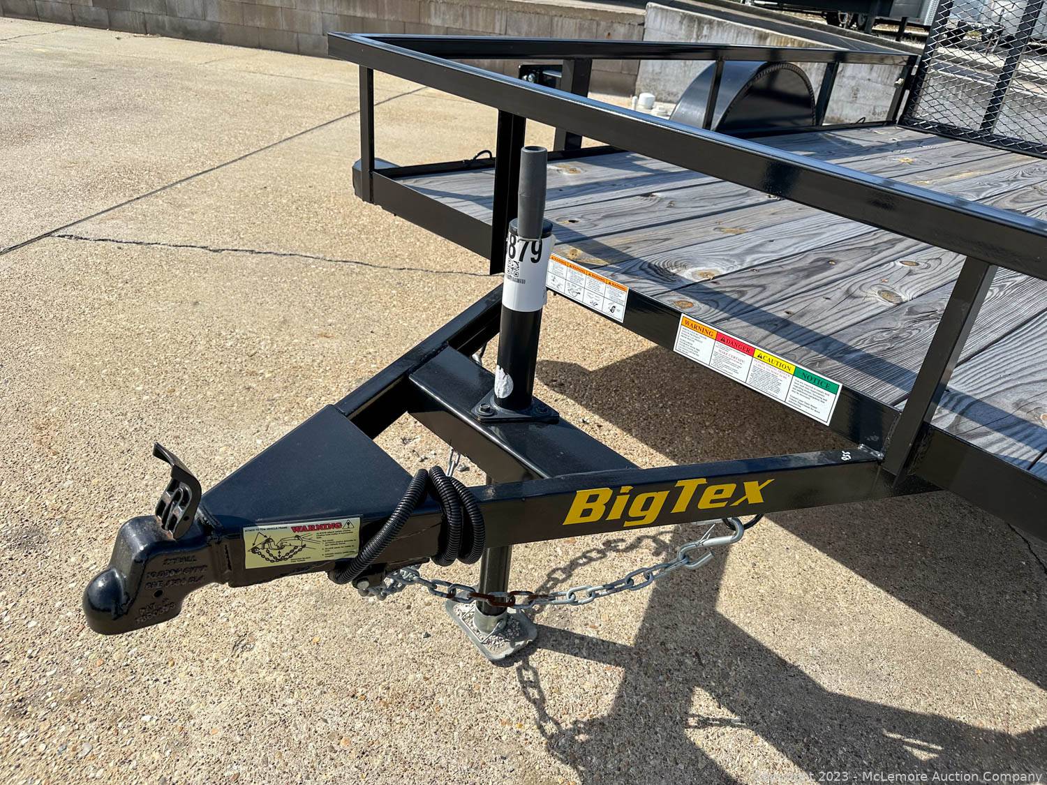 McLemore Auction Company Auction 59 Late Model Utility, Dump