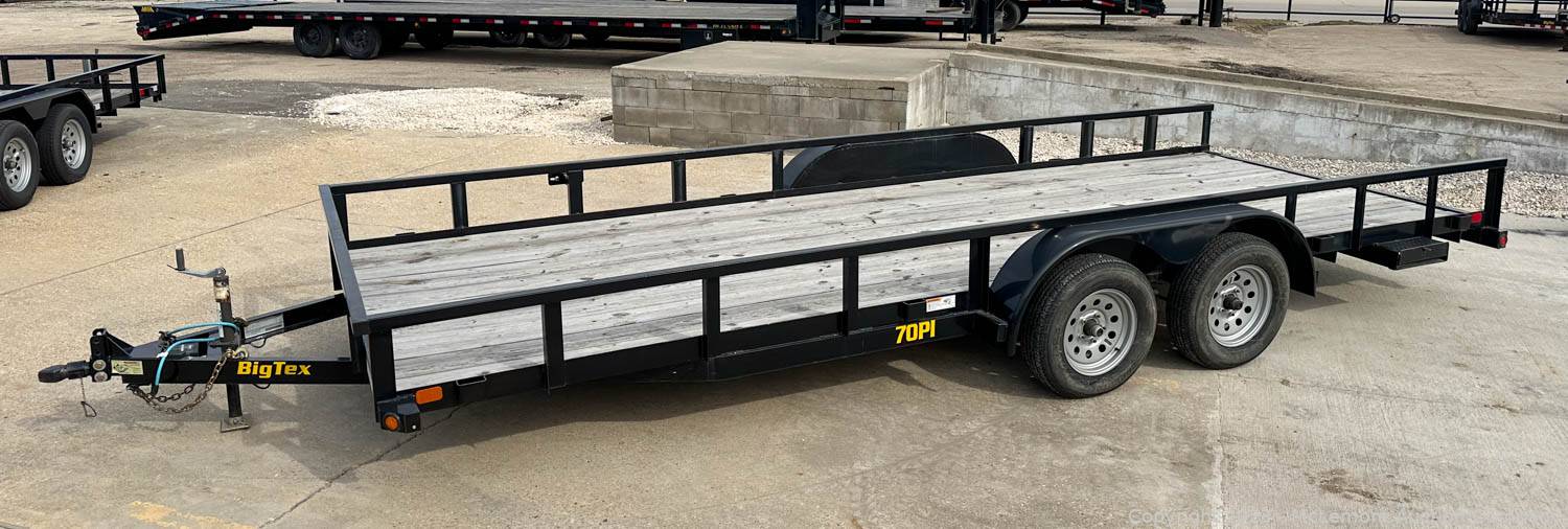 McLemore Auction Company Auction 59 Late Model Utility, Dump